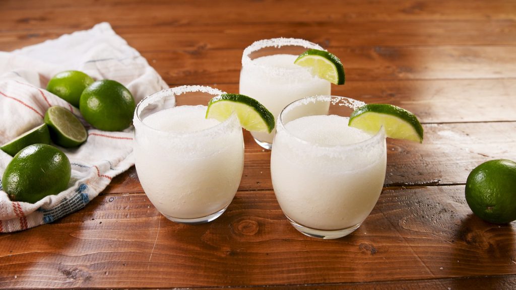 Frozen Margarita - Best drinks for cocktail parties