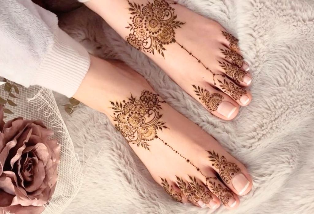 Nature inspired mehndi Designs for foot