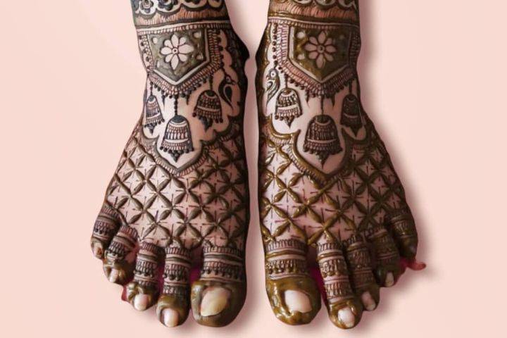 3D Effects mehndi Designs for foot