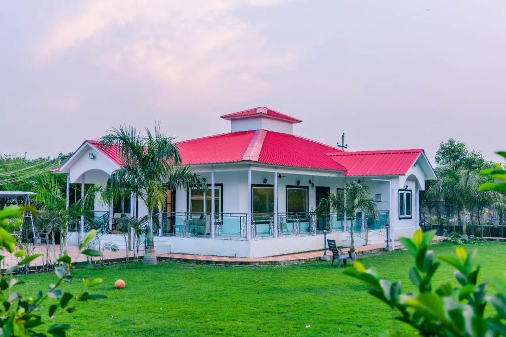 Farmhouses in Chattarpur