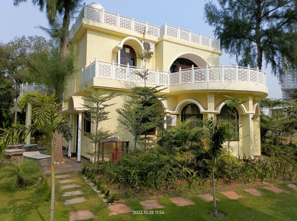 Sunehri Bagh Farmhouse