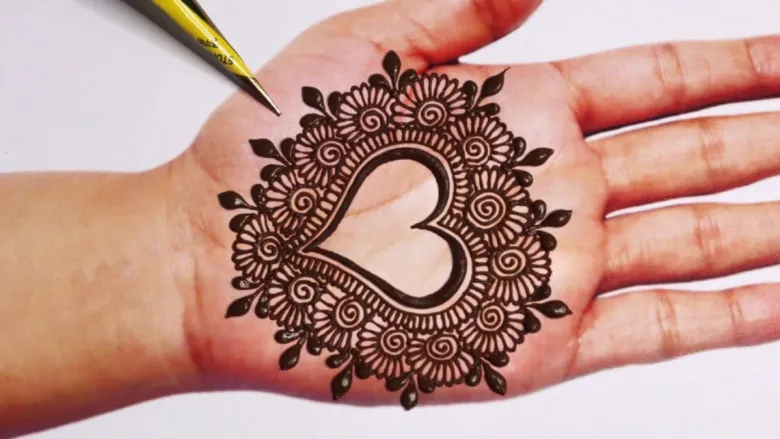 Heart-Shaped Mehndi Design