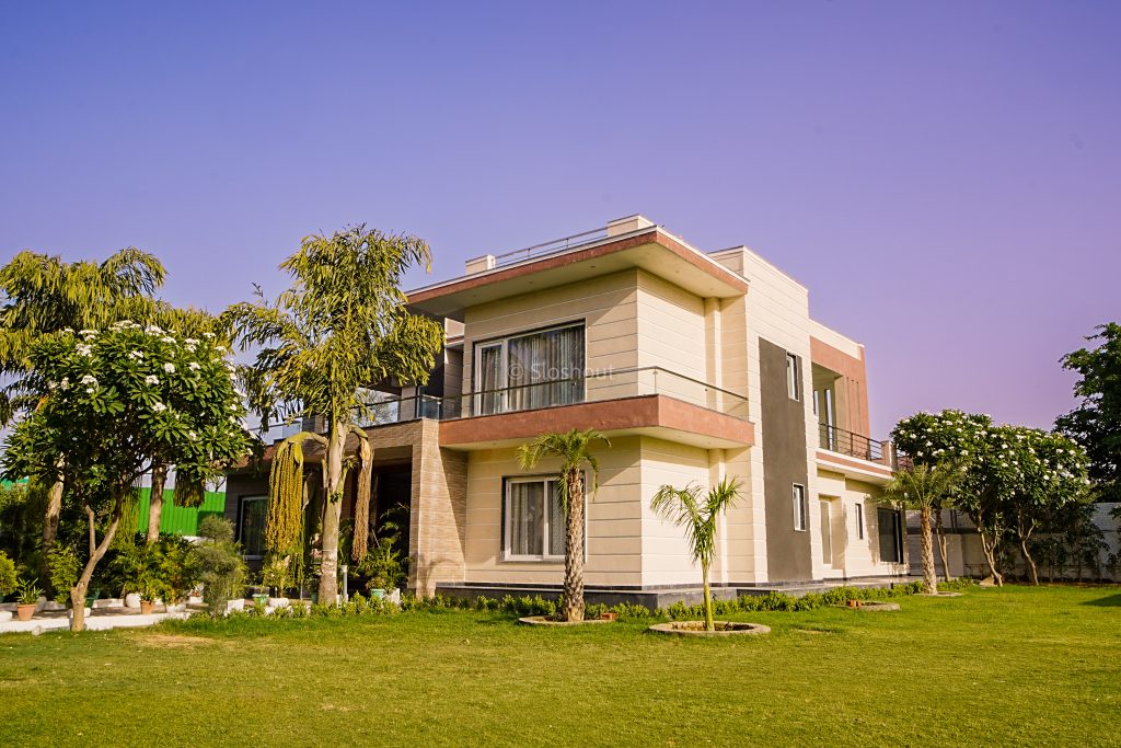 Top Farmhouse Party Venues in Noida